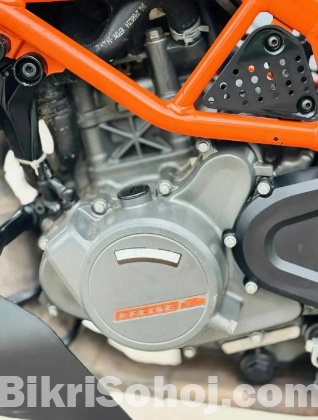 KTM DUKE 125